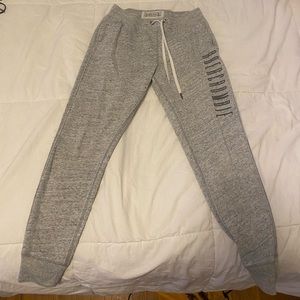Abercrombie & Fitch sweats